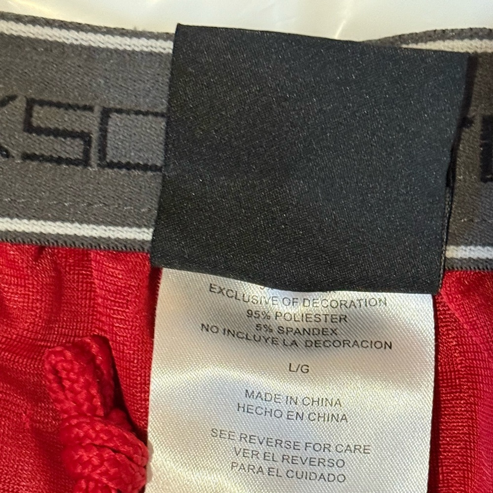 NWOT XSC FUNCTION men shorts new , Large size , never worn - Picture 4 of 4
